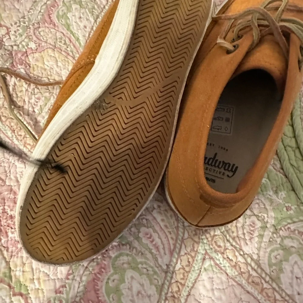 Men's Casual Tan Sneakers